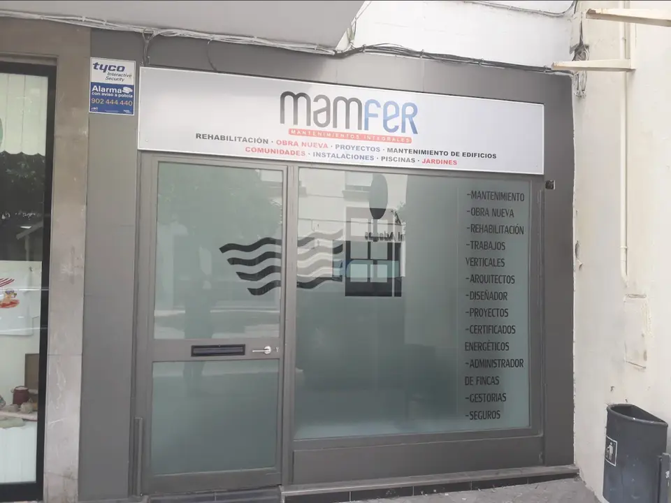 Rótulo de MAMFER Mantenimientos Integrales con sus servicios